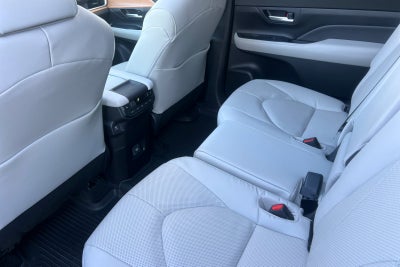 2026 Toyota Highlander Limited