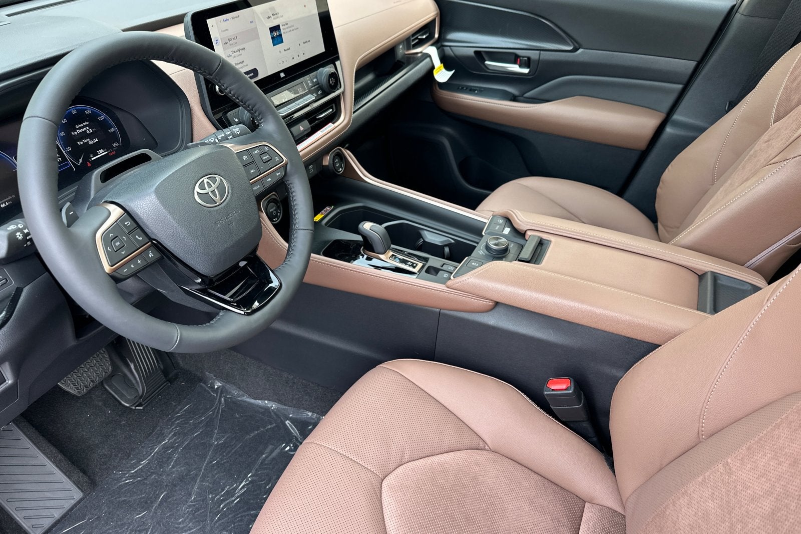 2026 Toyota Highlander MAX Platinum