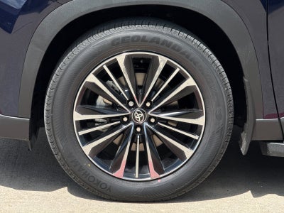 2026 Toyota Grand Highlander Hybrid MAX Platinum