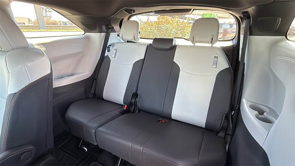 2024 Toyota SIENNA XSE XSE 7 Passenger
