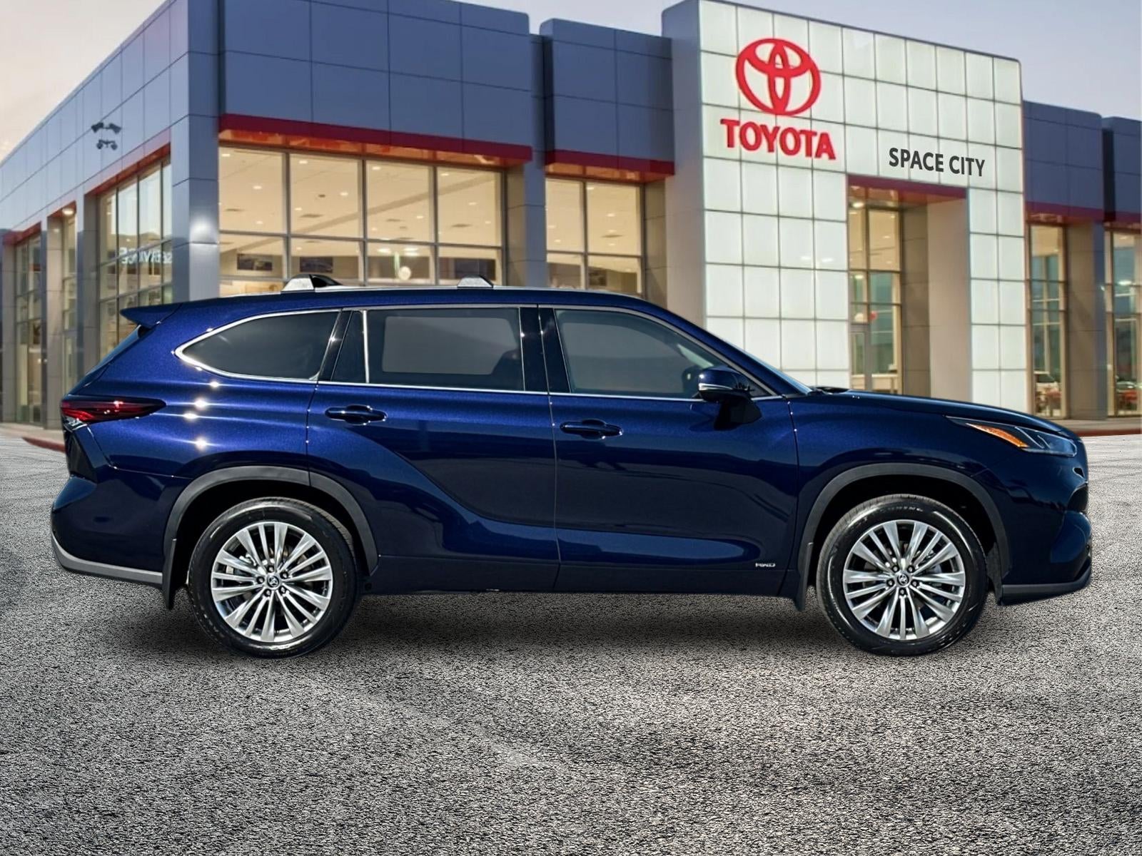 2026 Toyota Highlander Hybrid Hybrid Platinum