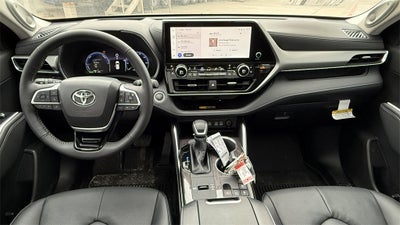 2025 Toyota Highlander Hybrid Hybrid Platinum