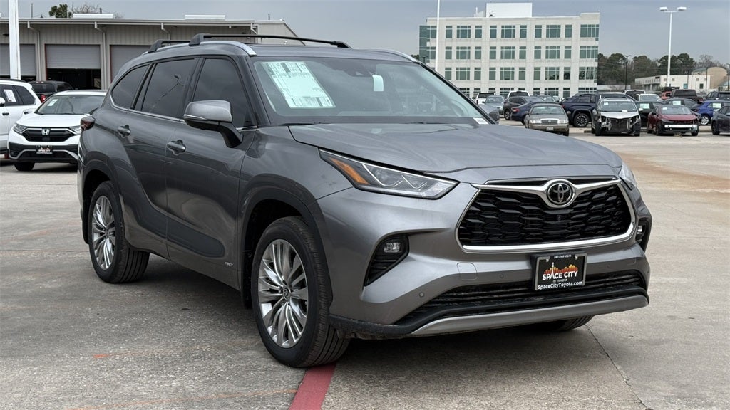 2025 Toyota Highlander Hybrid Hybrid Platinum