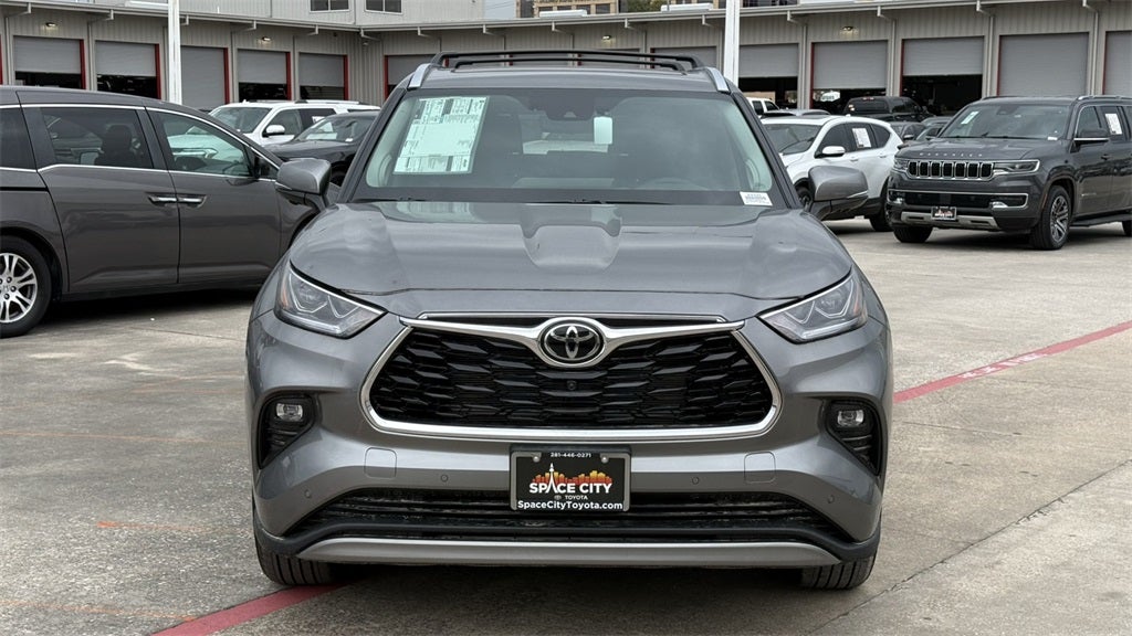 2025 Toyota Highlander Hybrid Hybrid Platinum