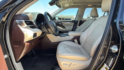 2022 Toyota HIGHLANDER Platinum