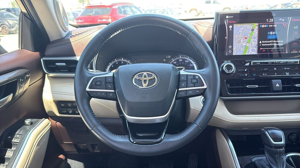 2022 Toyota HIGHLANDER Platinum