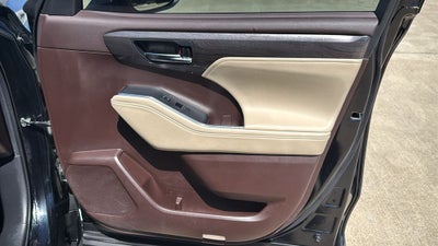 2022 Toyota HIGHLANDER Platinum