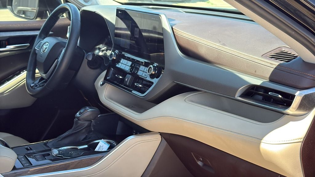 2022 Toyota HIGHLANDER Platinum