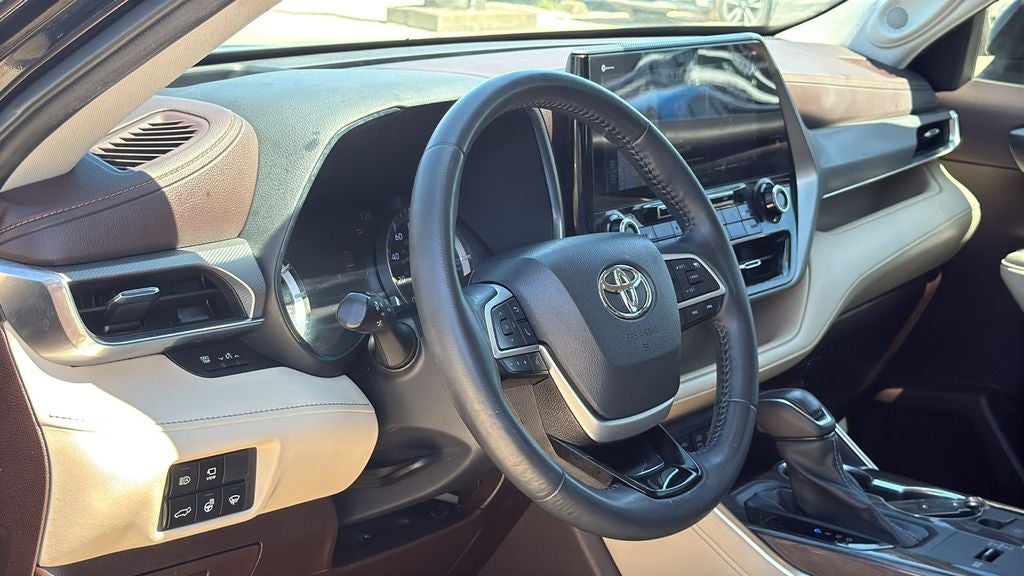 2022 Toyota HIGHLANDER Platinum
