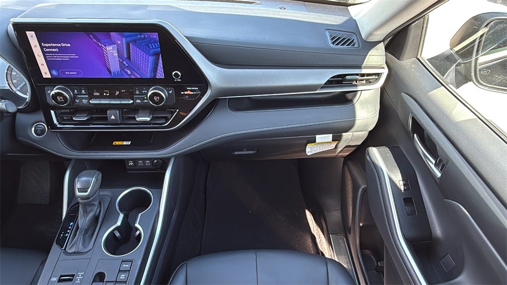 2024 Toyota HIGHLANDER HEV XLE