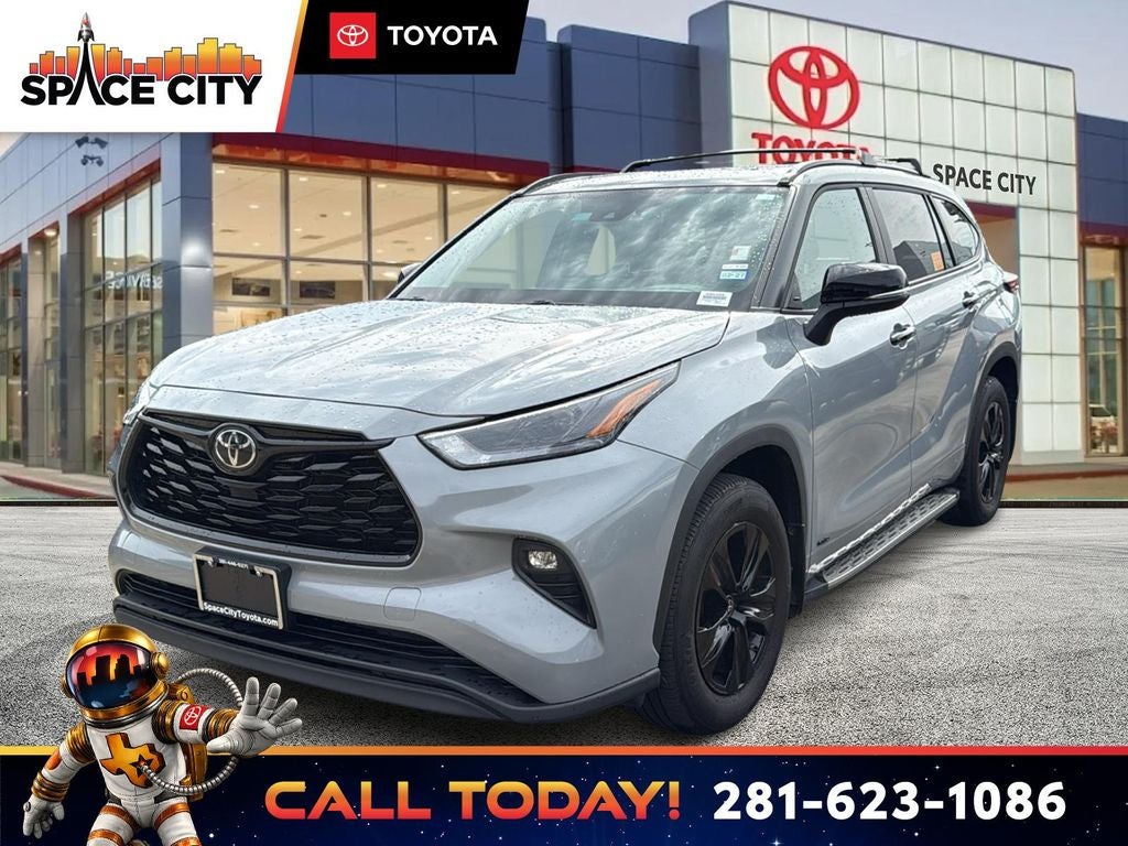 2025 Toyota Highlander Hybrid XLE