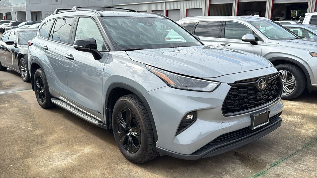 2025 Toyota Highlander Hybrid XLE