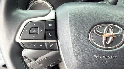 2025 Toyota Highlander Hybrid XLE