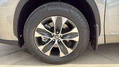 2026 Toyota Highlander Hybrid Hybrid XLE