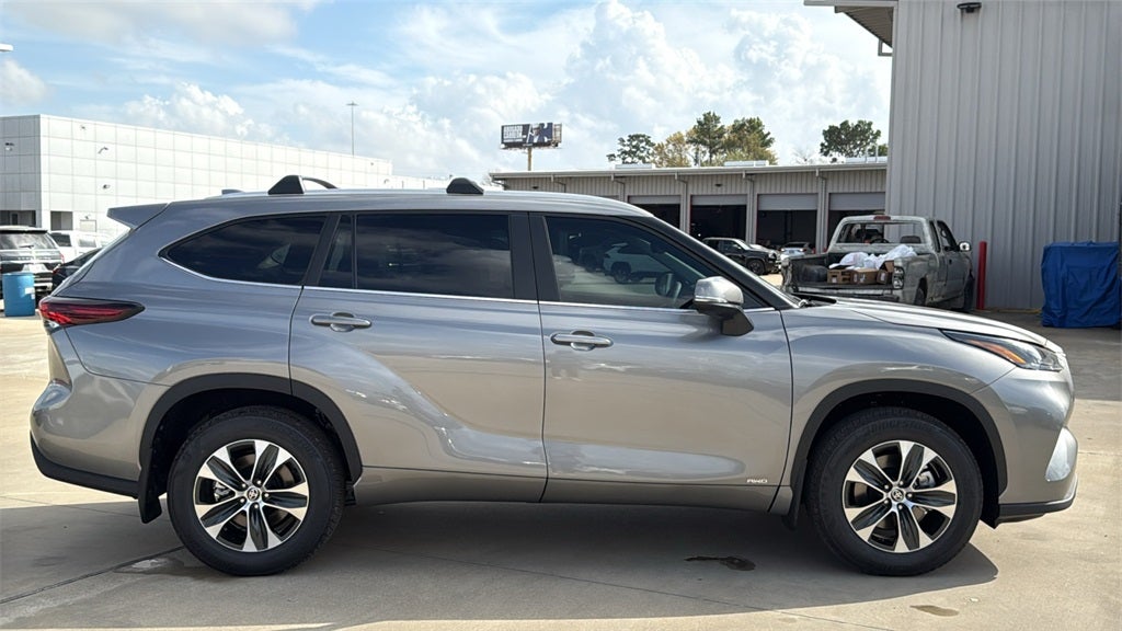 2026 Toyota Highlander Hybrid Hybrid XLE