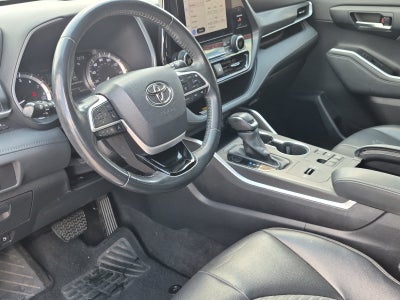 2023 Toyota Highlander XSE