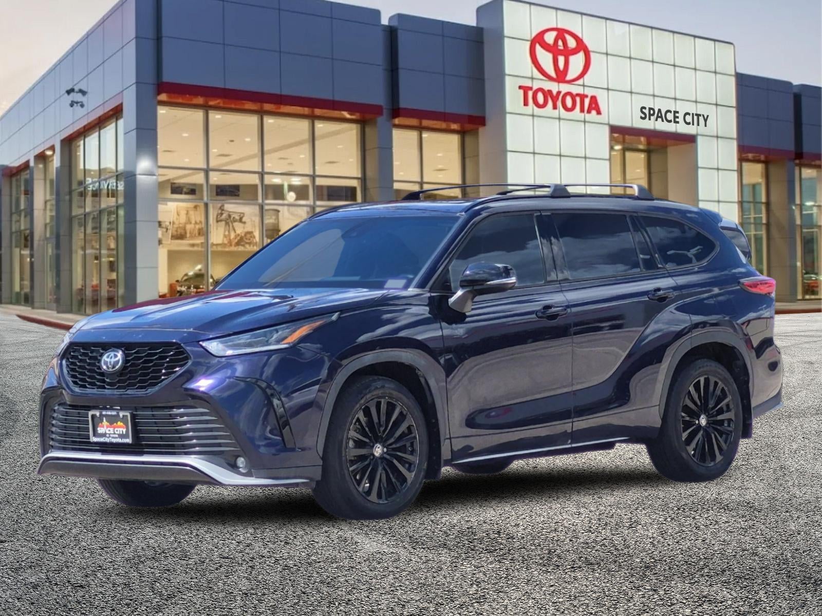2023 Toyota Highlander XSE