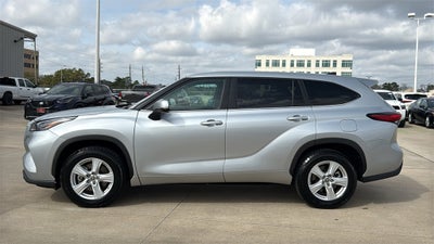 2024 Toyota HIGHLANDER LE