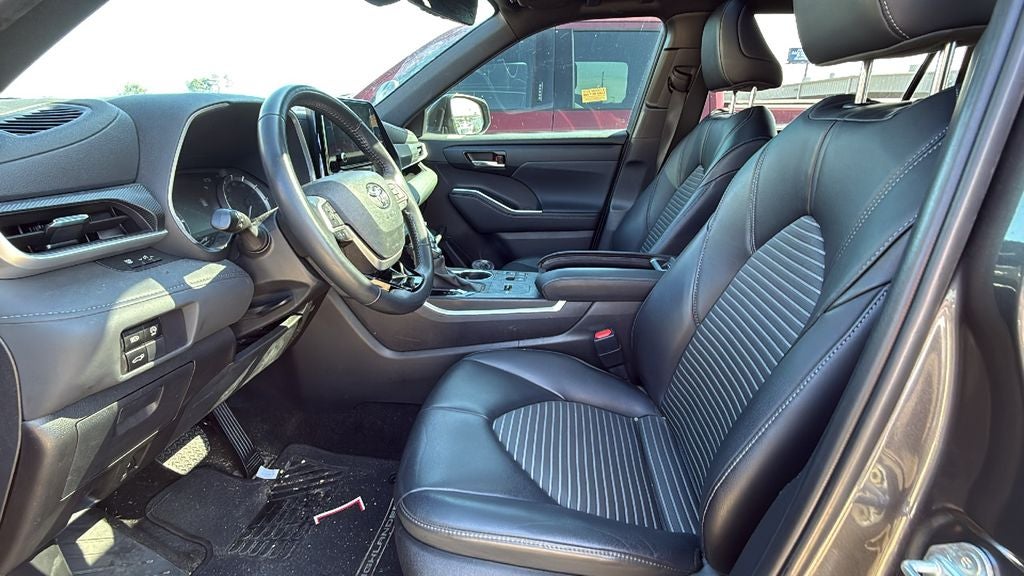 2024 Toyota Highlander XSE