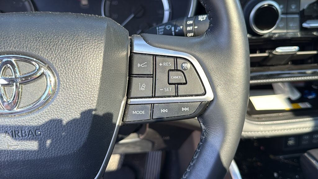 2024 Toyota Highlander XSE