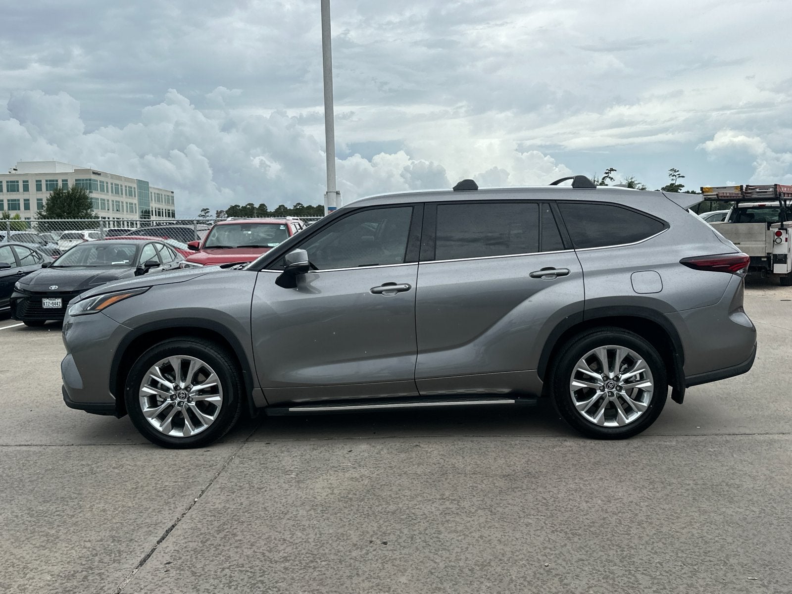 2025 Toyota Highlander Limited