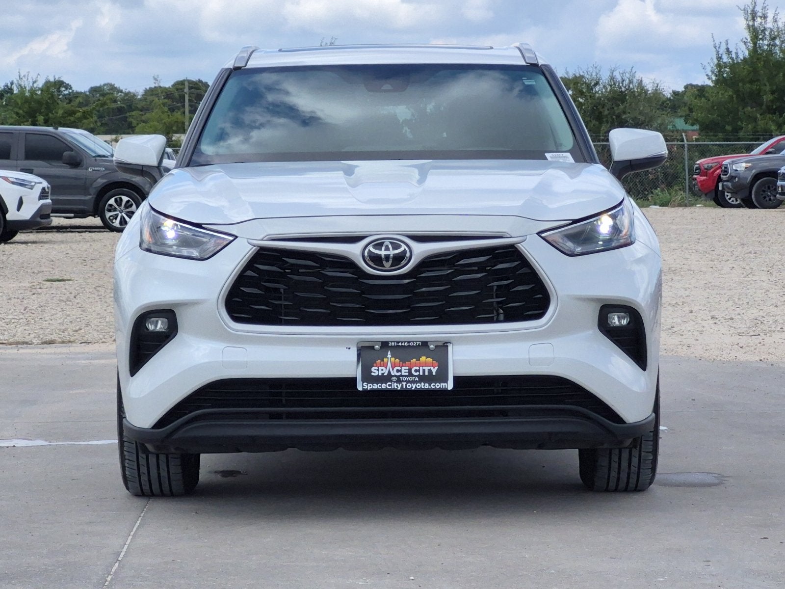 2026 Toyota Highlander XLE