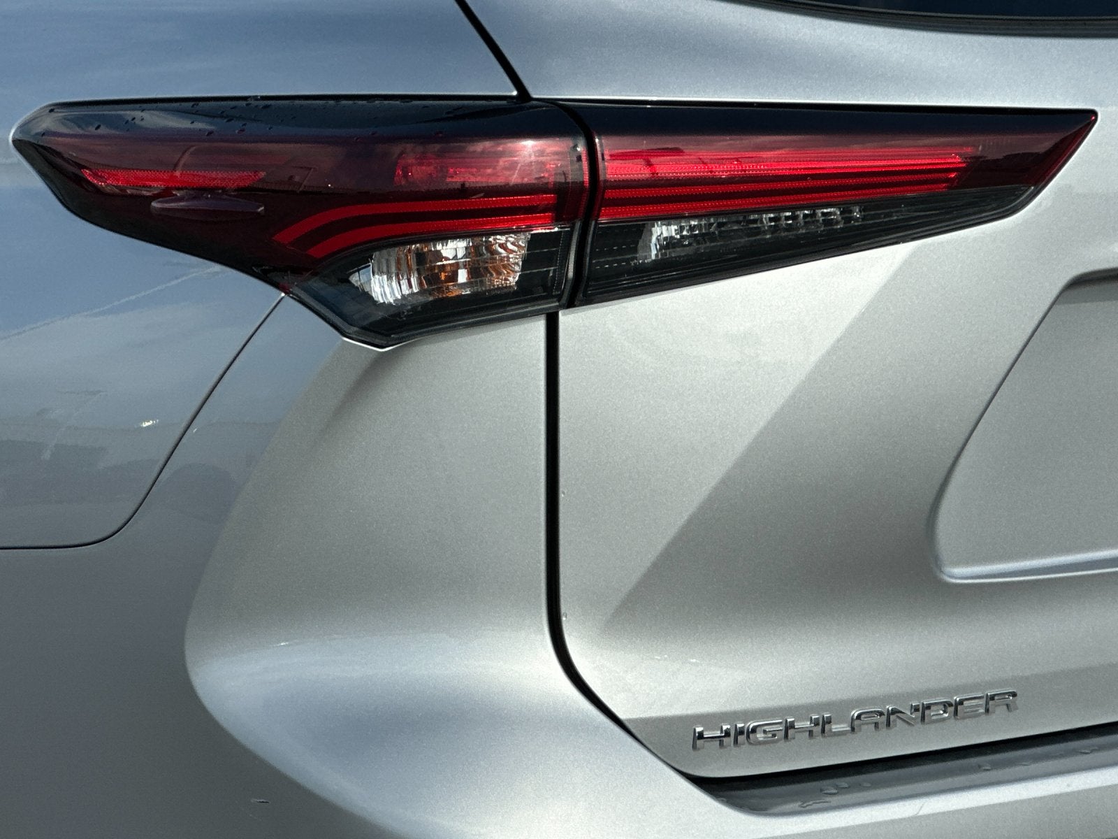 2025 Toyota Highlander LE