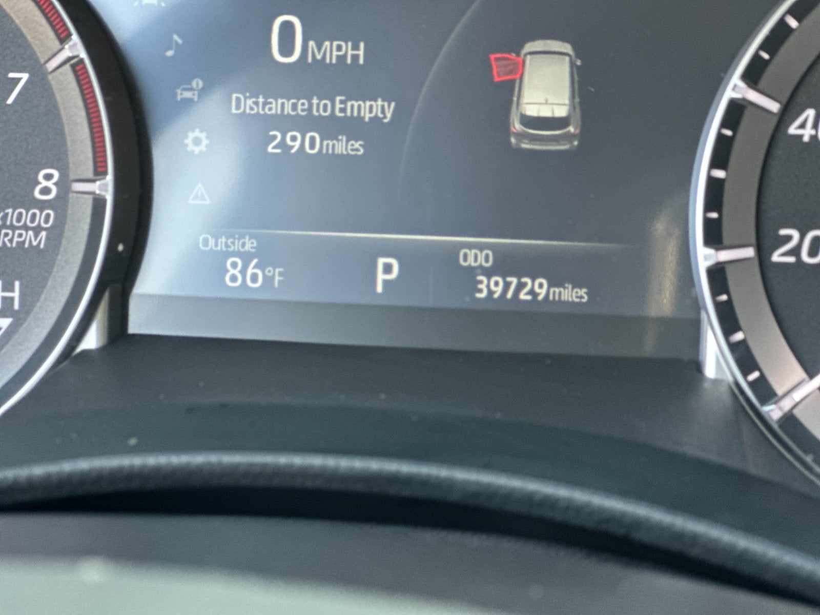 2025 Toyota Highlander LE