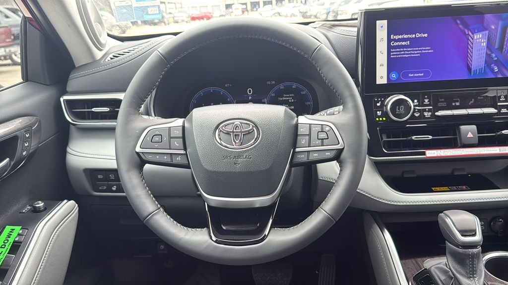 2026 Toyota Highlander Platinum