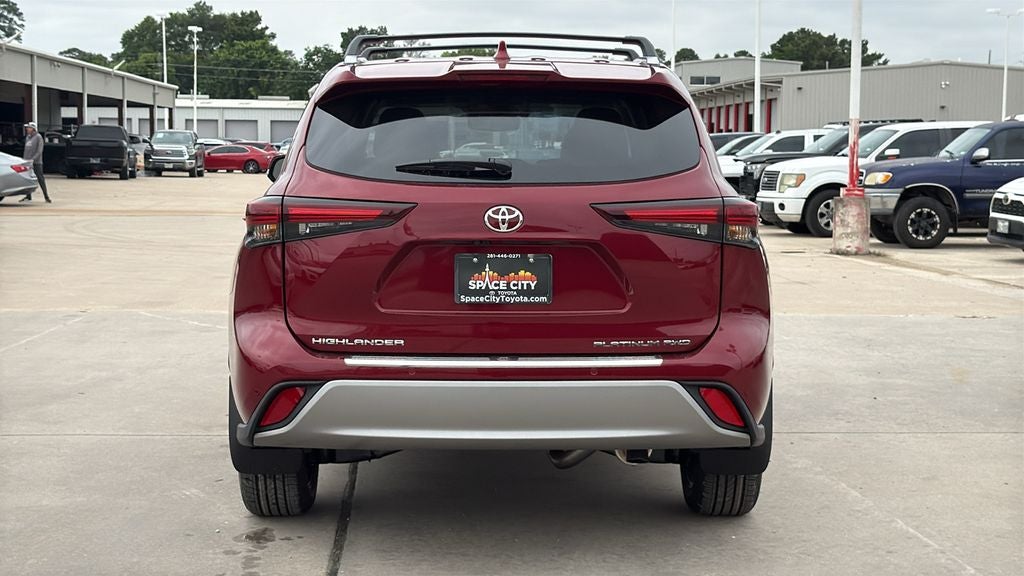 2026 Toyota Highlander Platinum