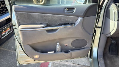 2010 Toyota SIENNA LE