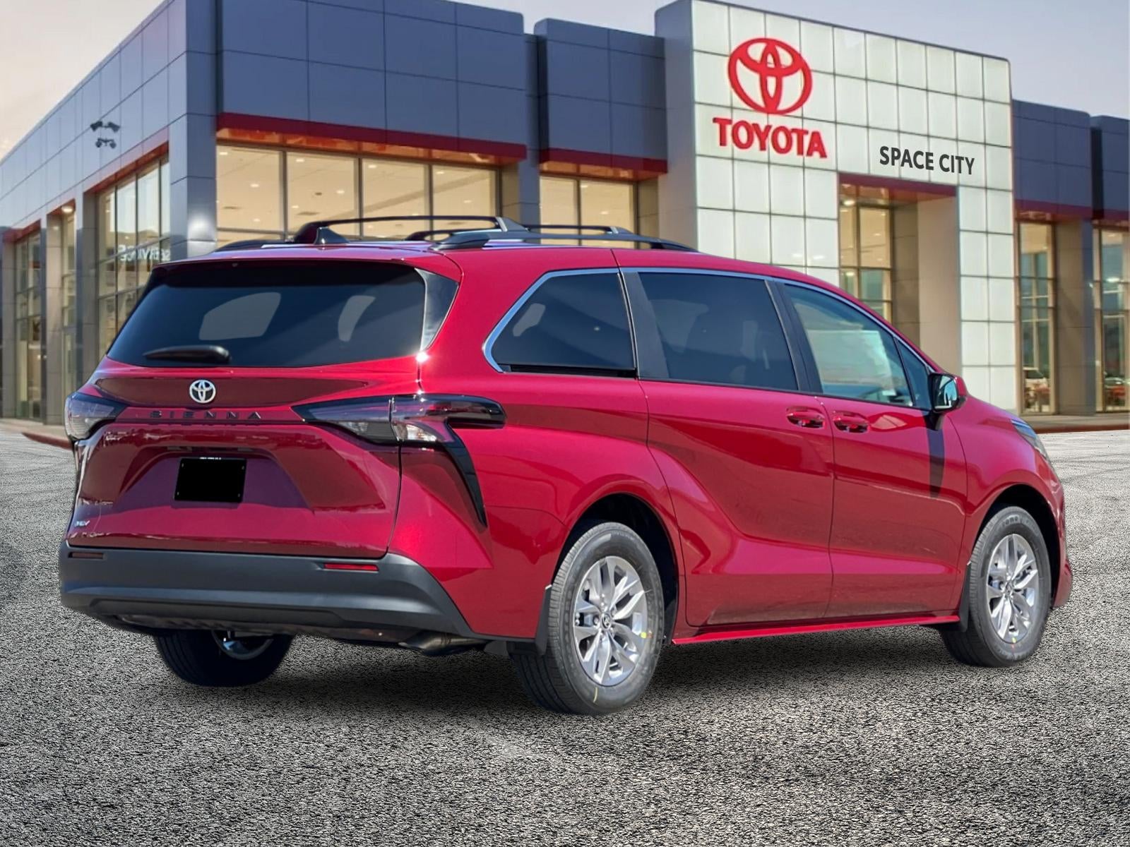 2026 Toyota Sienna LE