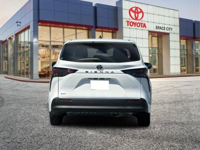 2026 Toyota Sienna LE 8 Passenger