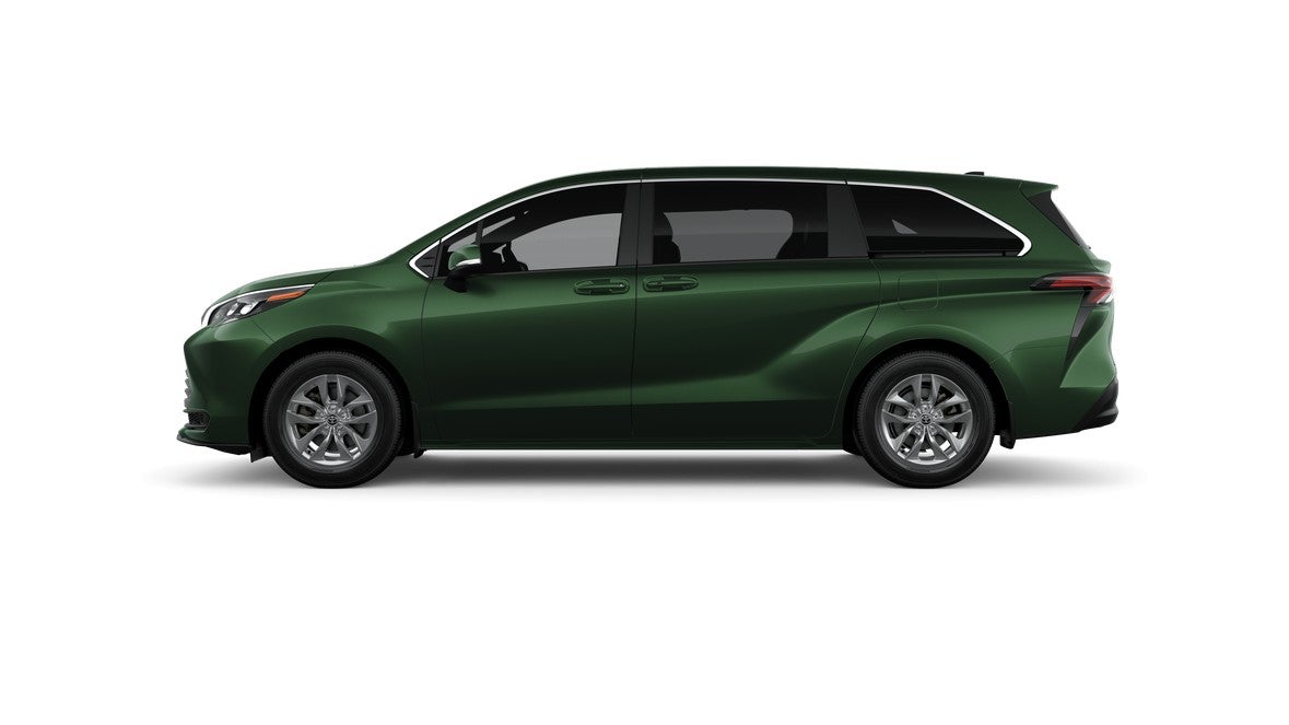 2026 Toyota Sienna LE 8 Passenger