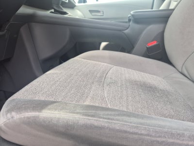 2023 Toyota Sienna LE 8 Passenger