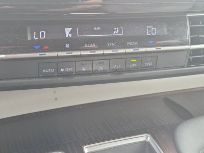 2023 Toyota Sienna LE 8 Passenger