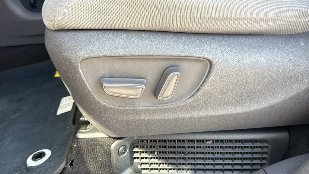 2021 Toyota SIENNA LE LE 8 Passenger