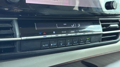 2021 Toyota SIENNA LE LE 8 Passenger