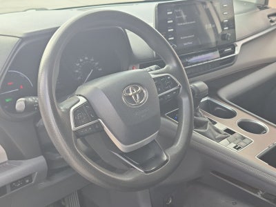 2021 Toyota Sienna LE 8 Passenger
