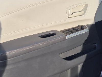 2023 Toyota Sienna LE 8 Passenger