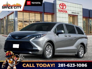 2026 Toyota Sienna LE