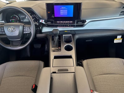 2026 Toyota Sienna LE