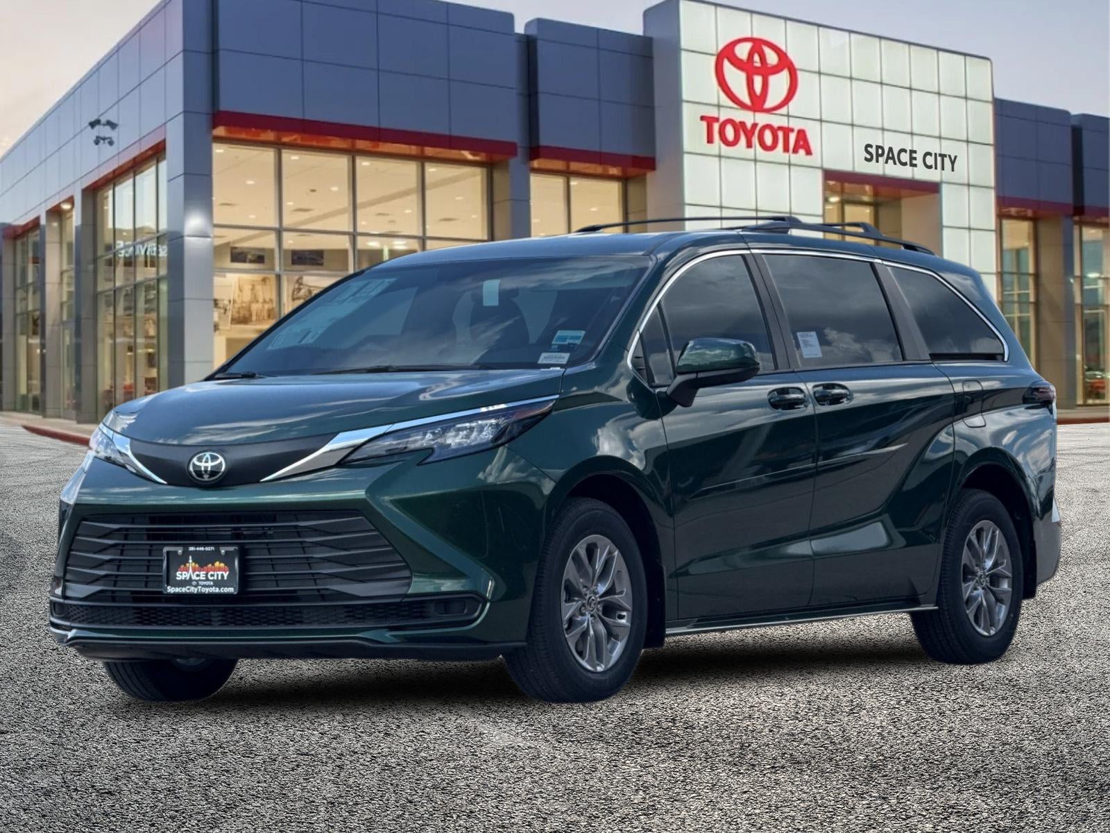 2026 Toyota Sienna LE