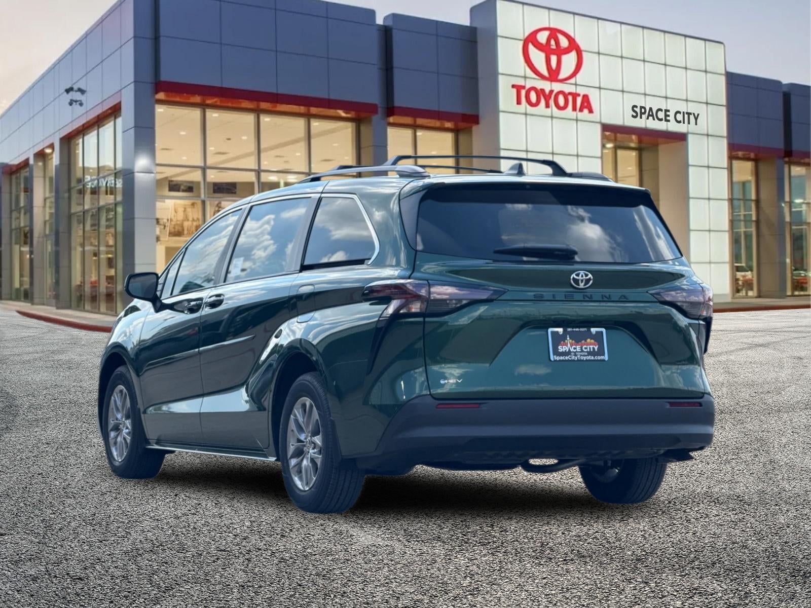 2026 Toyota Sienna LE