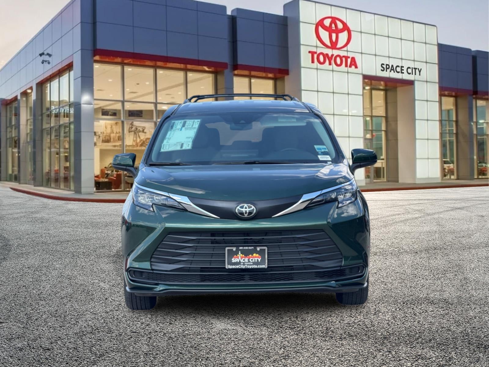 2026 Toyota Sienna LE