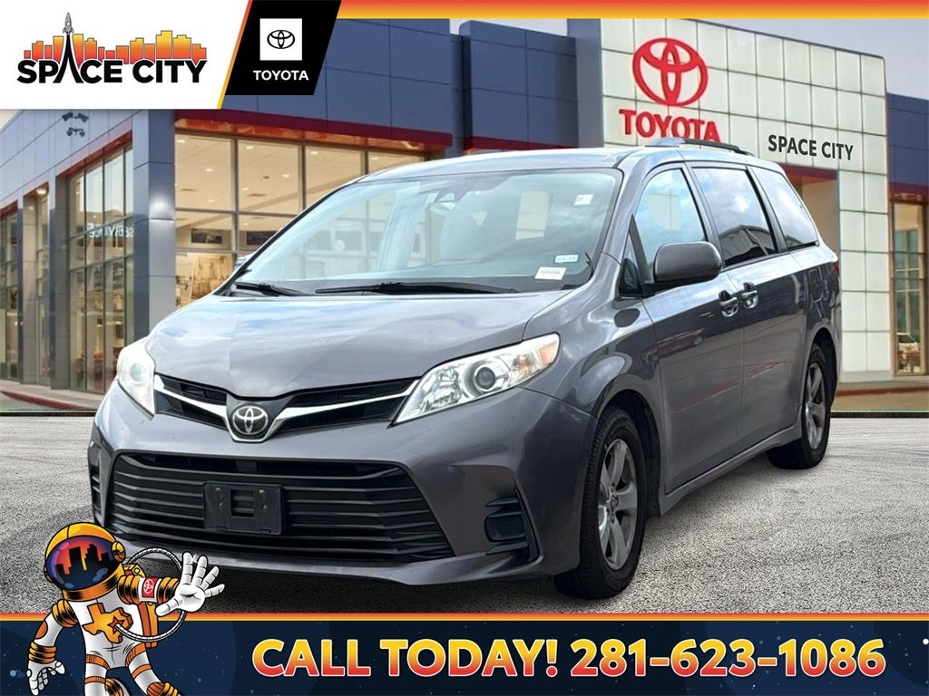 2018 Toyota SIENNA LE 3.5L LE