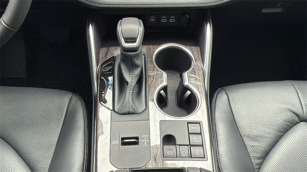 2026 Toyota Highlander Hybrid Limited