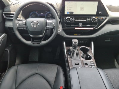 2026 Toyota Highlander Hybrid Limited