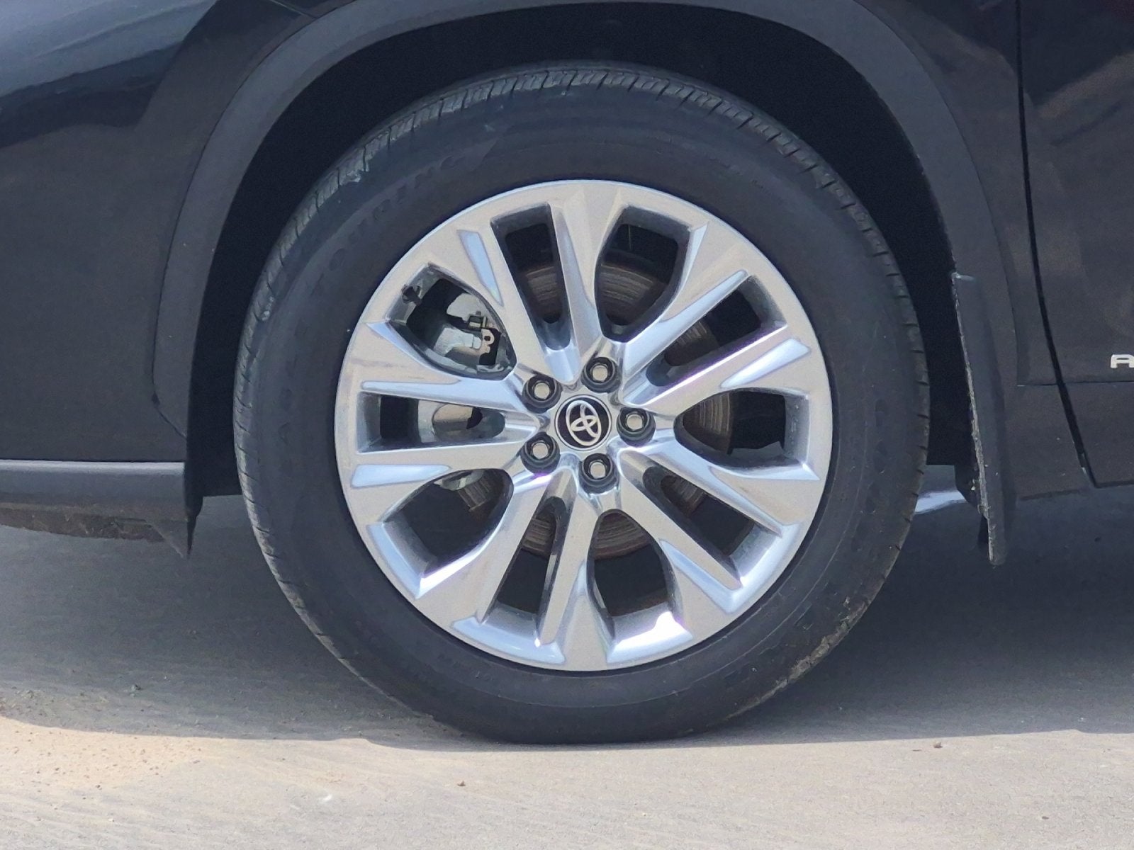 2026 Toyota Highlander Hybrid Limited