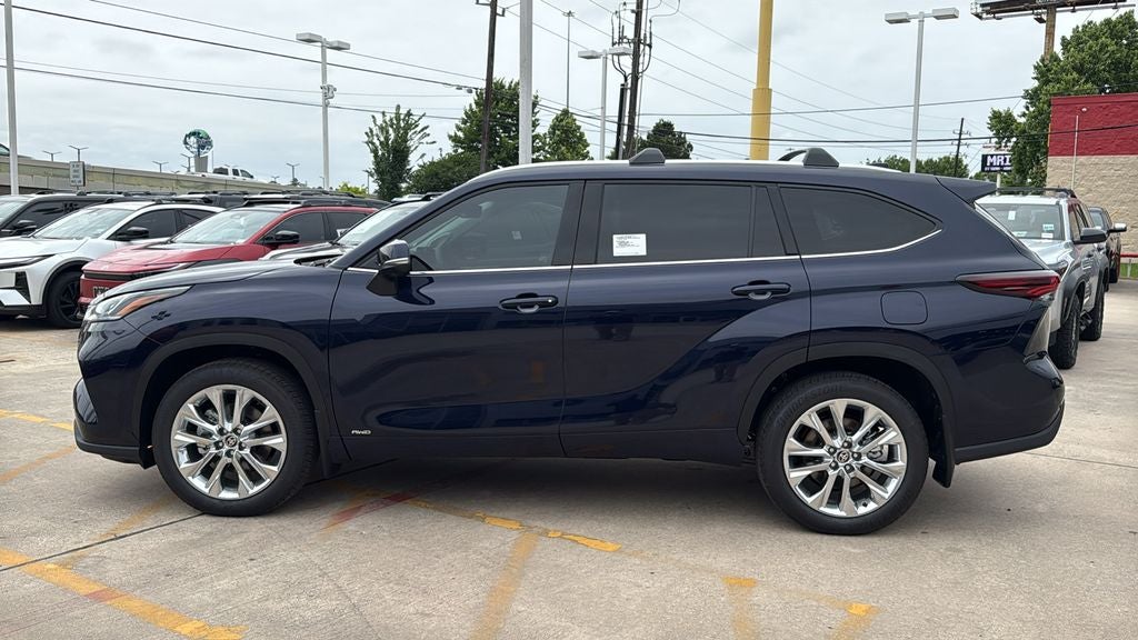 2026 Toyota Highlander Hybrid Limited
